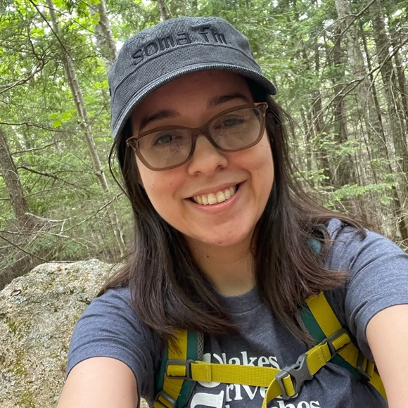 Meet your Posher - Picture 2 of 5